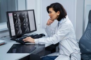 Dicas importantes na hora de escolher um monitor diagnóstico para radiologia